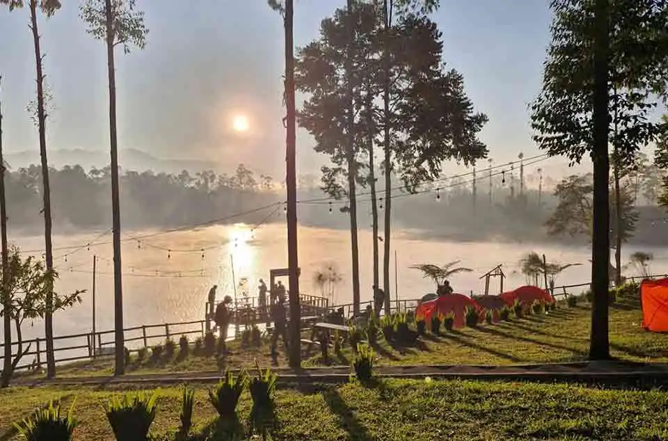 Wisata green corner camp