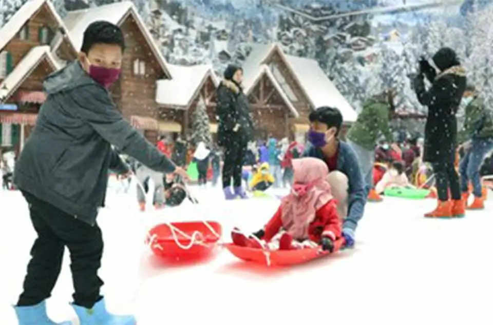 Wahana salju di Bekasi