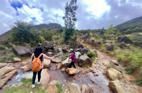 Aplikasi cuaca untuk pendaki gunung