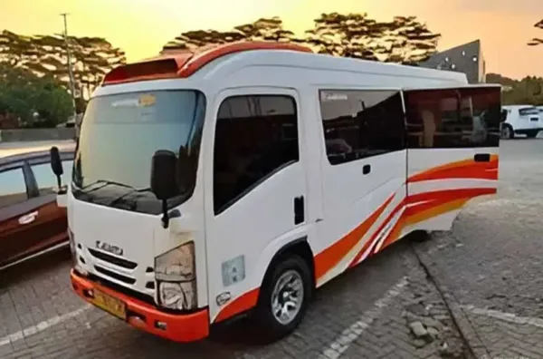 sewa elf 19 seat ke papandayan