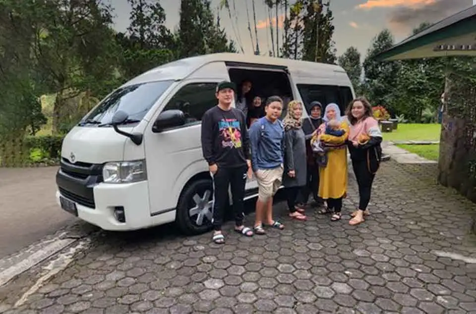 Cara memilih Hiace yang pas untuk keluarga