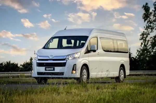Harga paket liburan Hiace keluarga