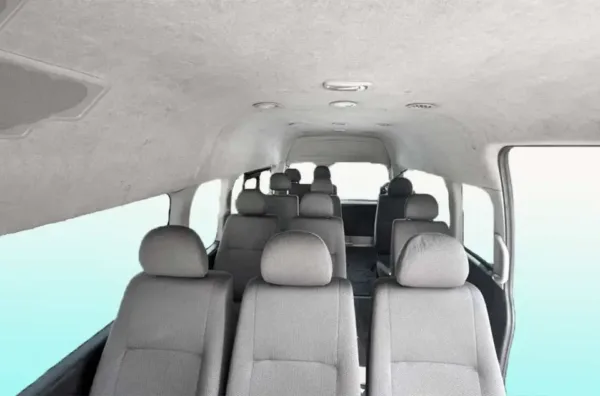 Jasa sewa Hiace terpercaya di kota Depok