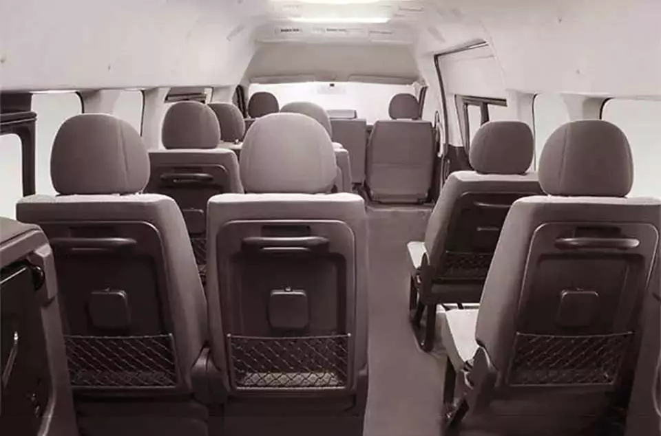 Kenyamanan Hiace untuk perjalanan jauh