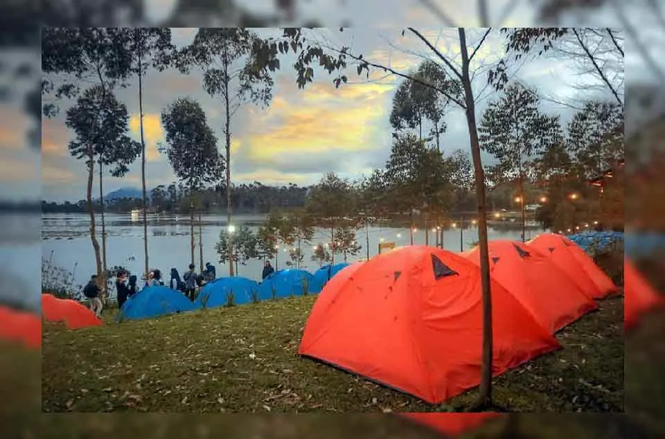 Pengalaman Glamping di Pangalengan