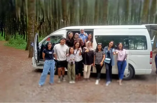 Rute one day trip Hiace dari Jakarta