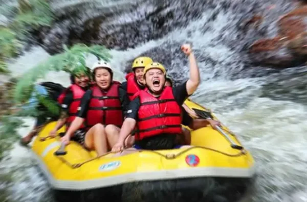 Tingkat kesulitan arung jeram Sungai Palayangan