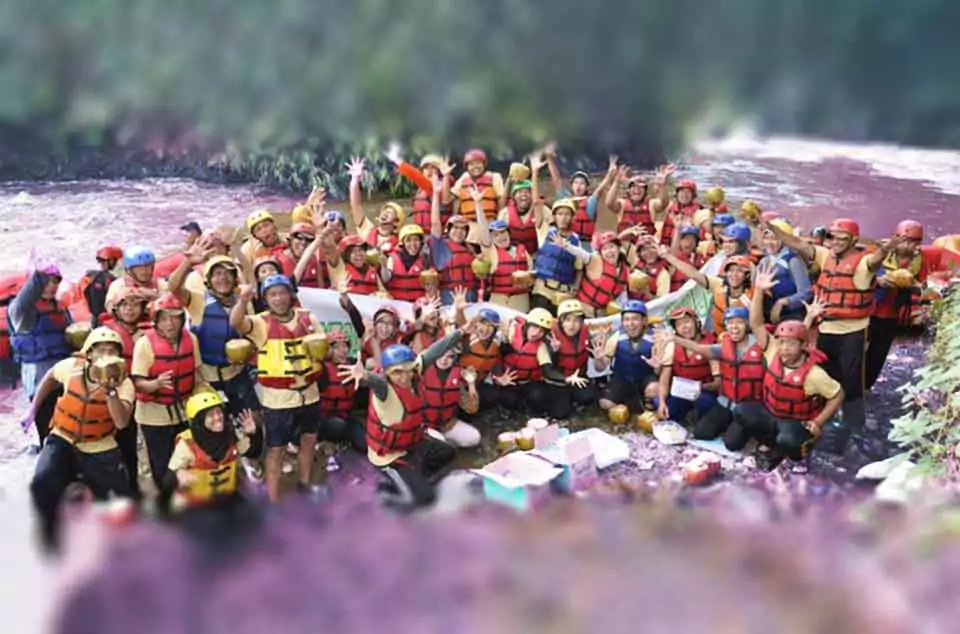 Tugas dan tanggung jawab river guide