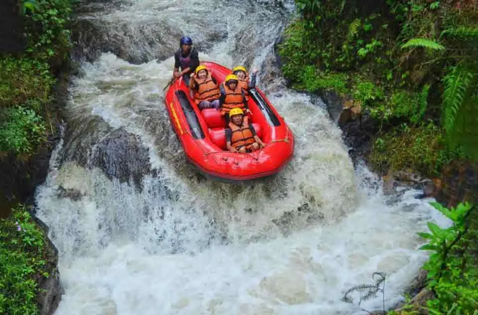 Jalur arung jeram Pangalengan