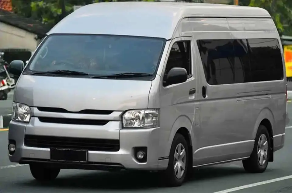 Sewa Hiace Harian