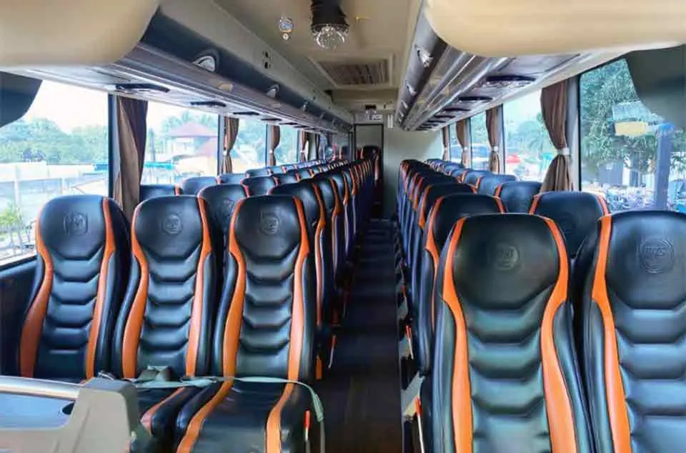 Sewa bus Tangerang murah