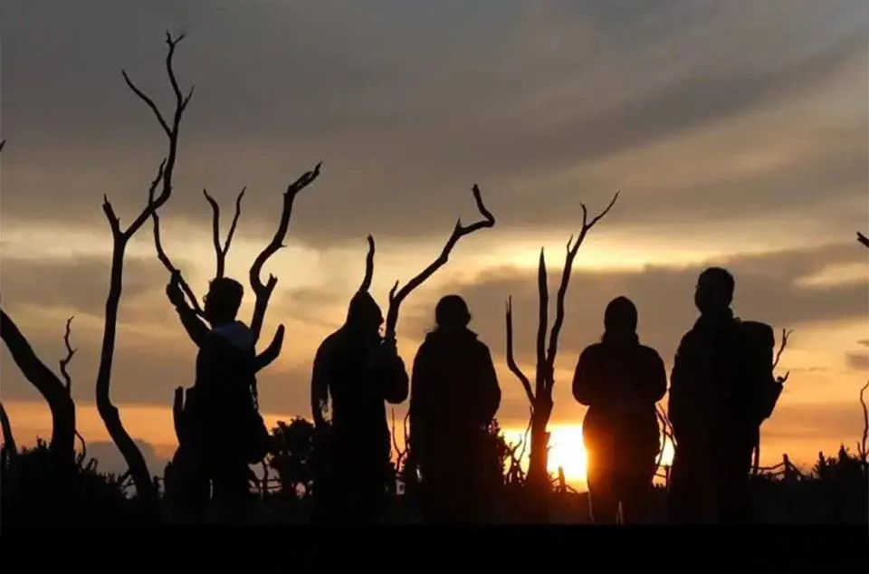 Spot foto terbaik di Gunung Papandayan