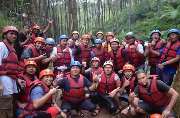Tempat arung jeram di Bandung