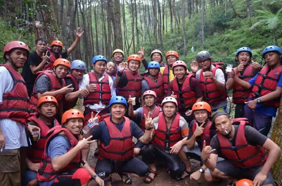 Tempat arung jeram di Bandung