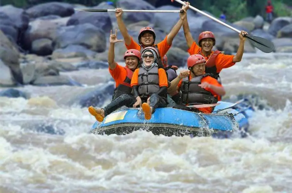Tips aman arung jeram untuk pemula