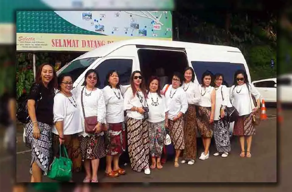 Toyota Hiace Pilihan Terbaik untuk Liburan Rombongan