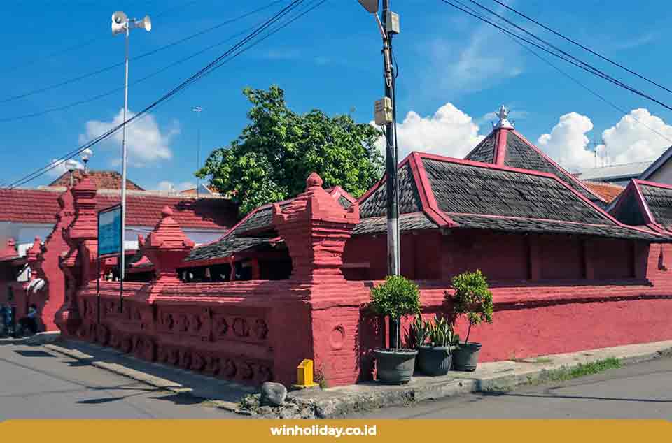 masjid merah