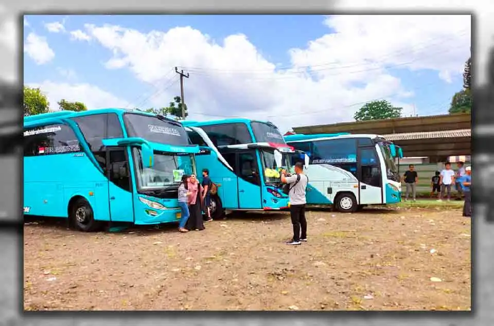 Cek Suara Mesin Bus Pariwisata Tangerang