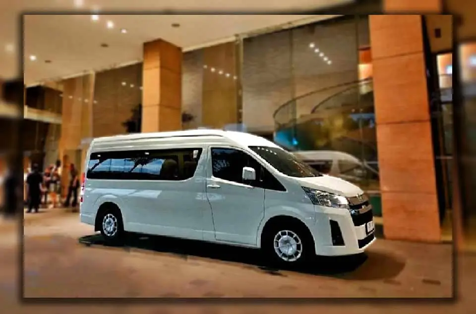 Trik Cari Harga Sewa Hiace Murah