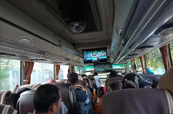 bus pariwisata Tangerang siap mudik