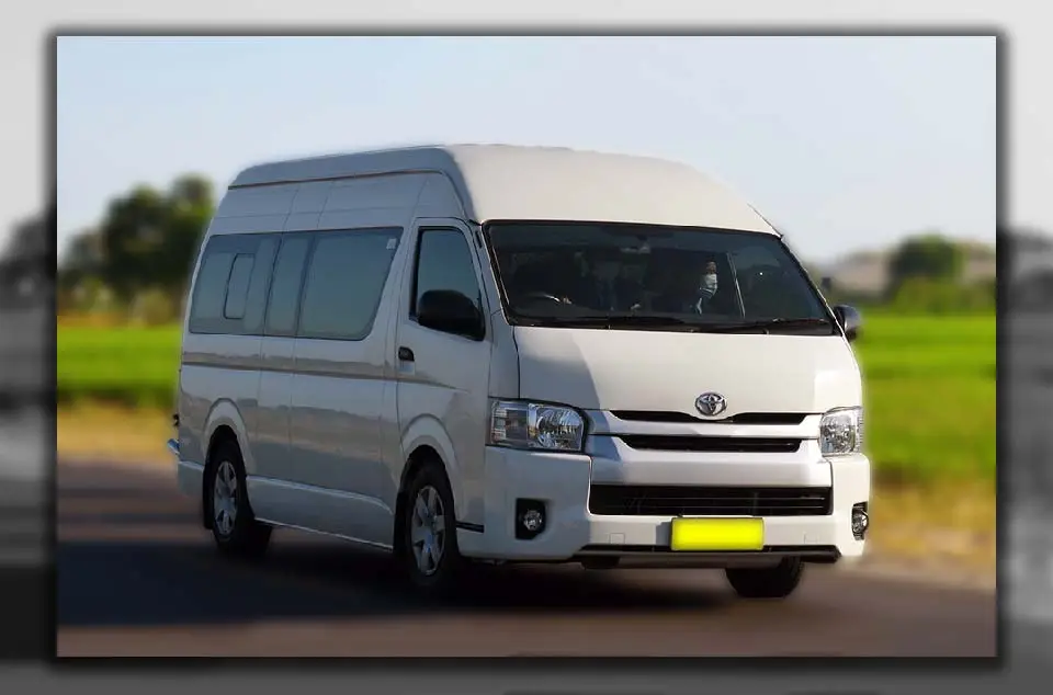 daftar tempat liburan dengan hiace dari Jakarta