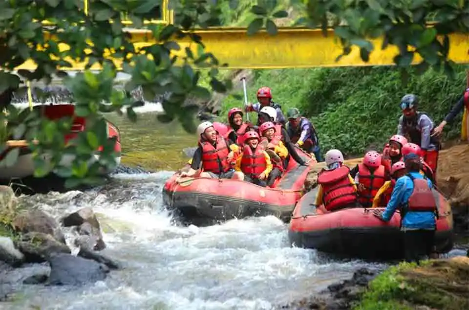 harga paket rafting Situ Cileunca terbaru