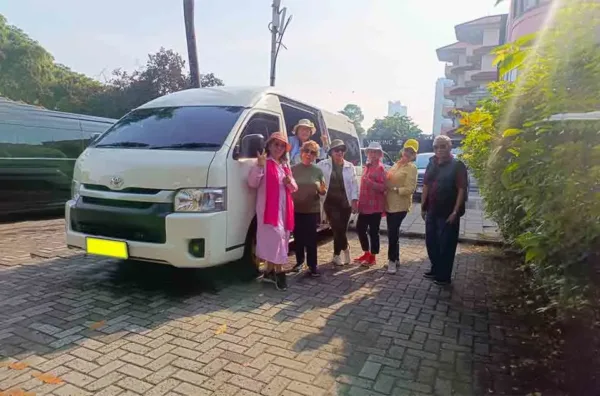 harga sewa hiace all in Jakarta