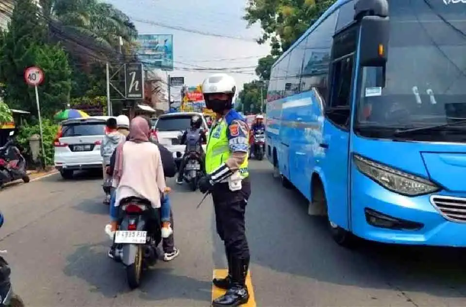 syarat Uji KIR bus pariwisata rute puncak