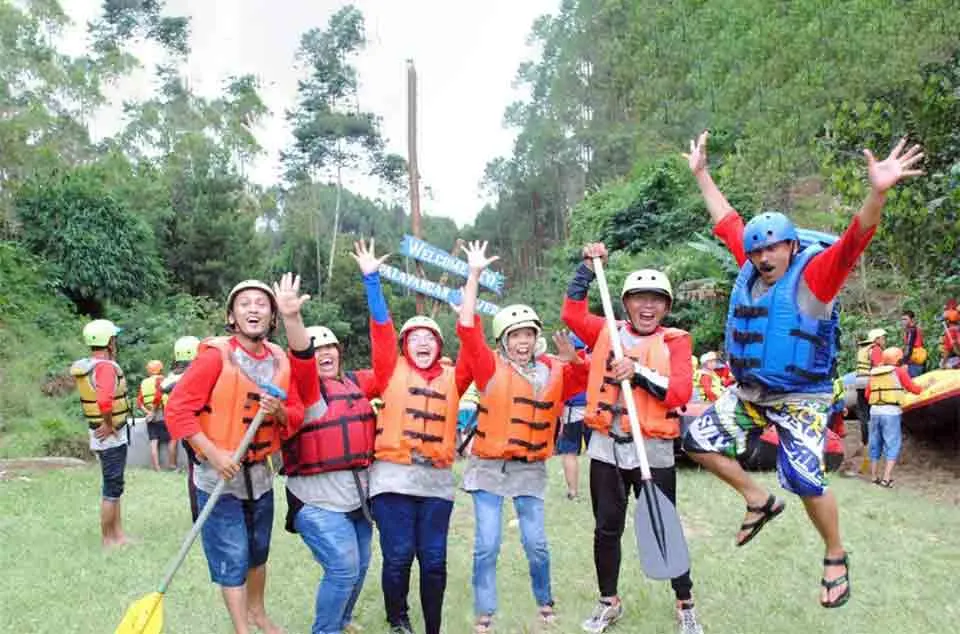 tahapan booking rafting Pangalengan via travel agent