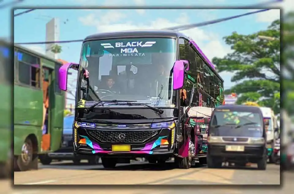 Partisipasi komunitas dalam rating bus pariwisata di Bekasi