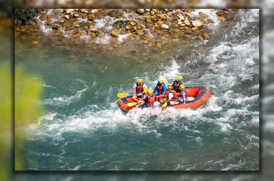 Rekomendasi Sungai Arung Jeram di Jawa Barat