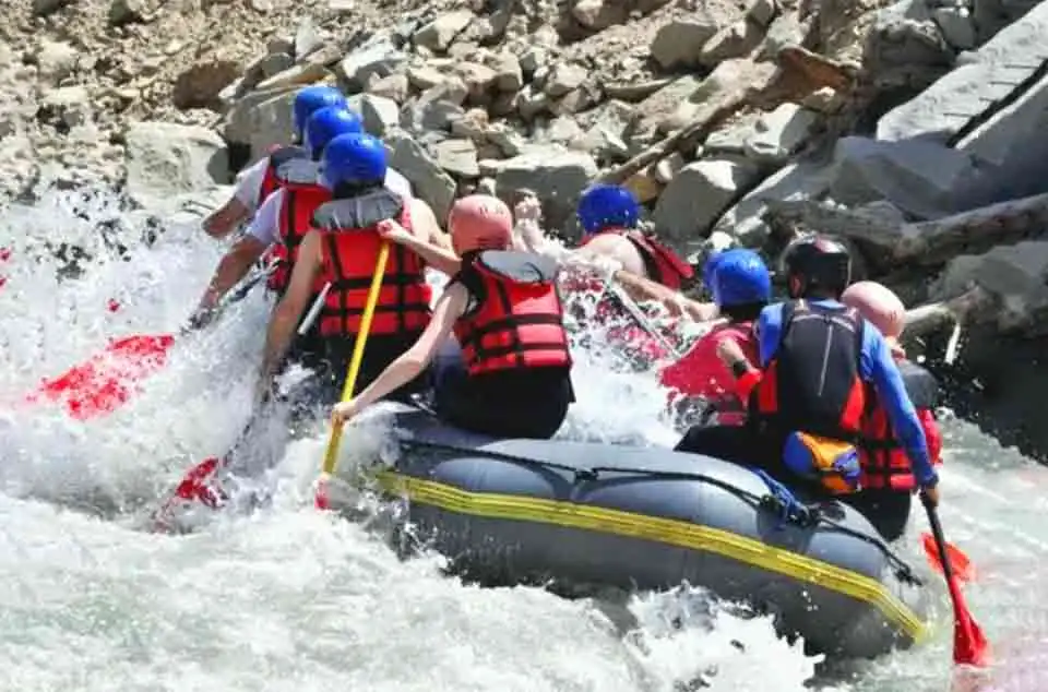 cara menghindari kesalahan saat rafting