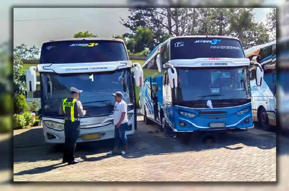 pengawasan bus pariwisata di Tangerang gabungan