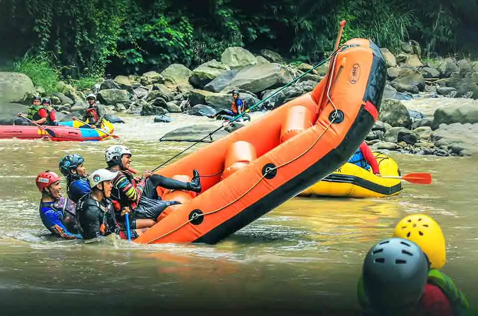 sungai arung jeram grade 5 di Indonesia