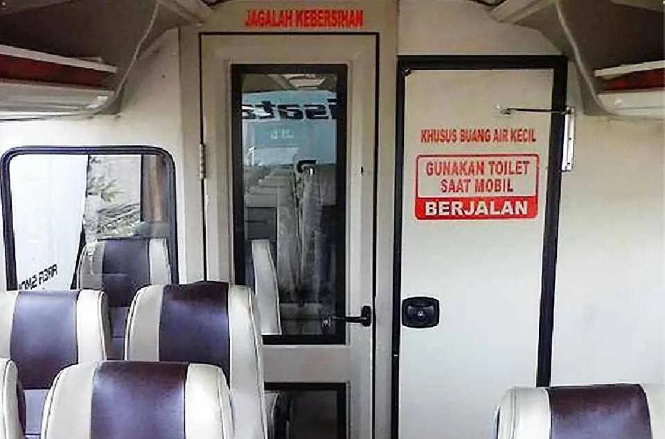 harga sewa bus toilet Tangerang rute Jogja Bali