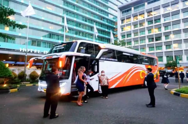 keunggulan sewa bus eksekutif untuk tamu kantor