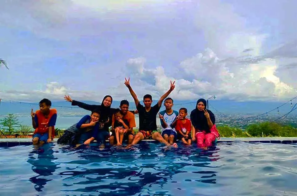 paket staycation Lebaran 2 hari 1 malam di hotel