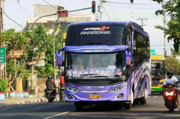 sewa bus pariwisata ke Situ Cileunca dari Jakarta