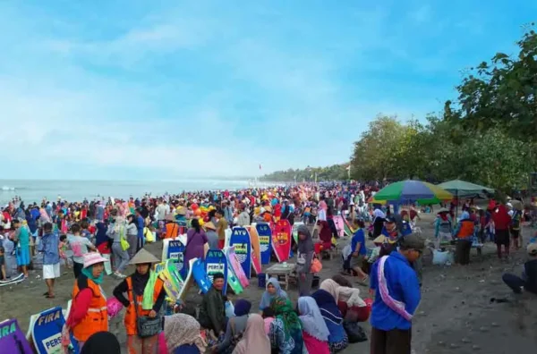 waktu terbaik ke Pangandaran agar tidak ramai