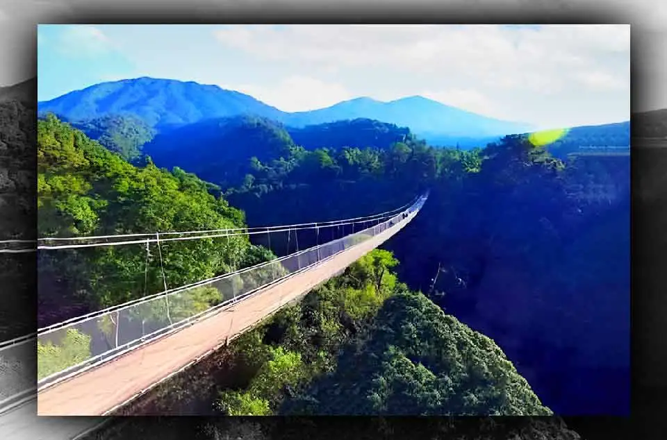 Daya Tarik Jembatan Gantung di Situ Gunung