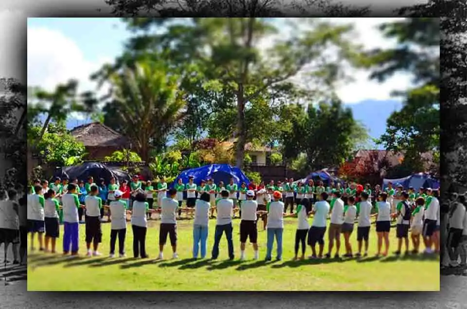Outing Kantor Meningkatkan Kekompakan Tim