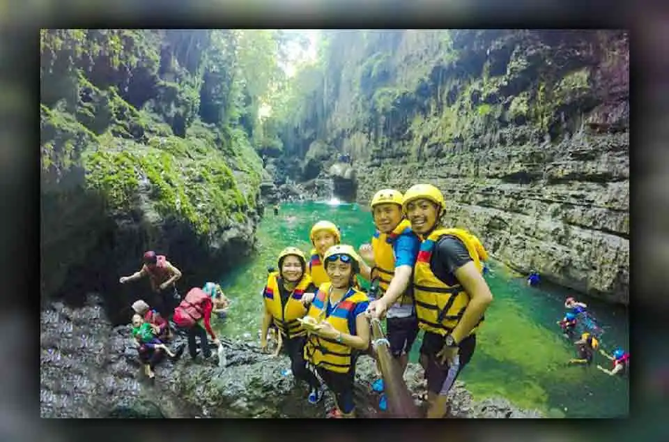Peralatan yang Wajib Dibawa Saat ke Green Canyon