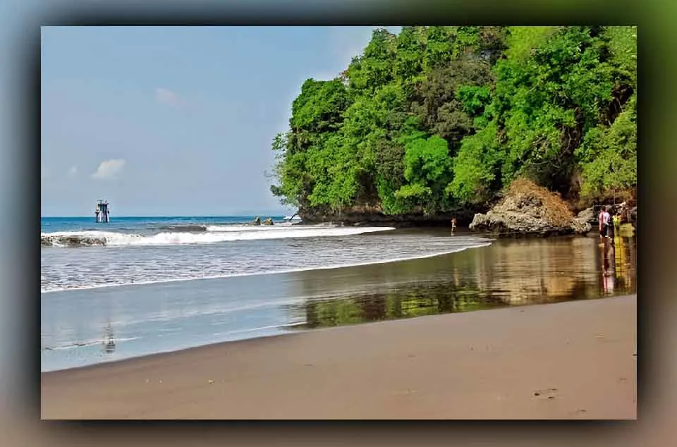 Waktu Terbaik ke Pangandaran Agar Tidak Ramai