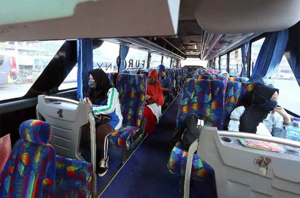 bus kaca lebar terbaru 2026