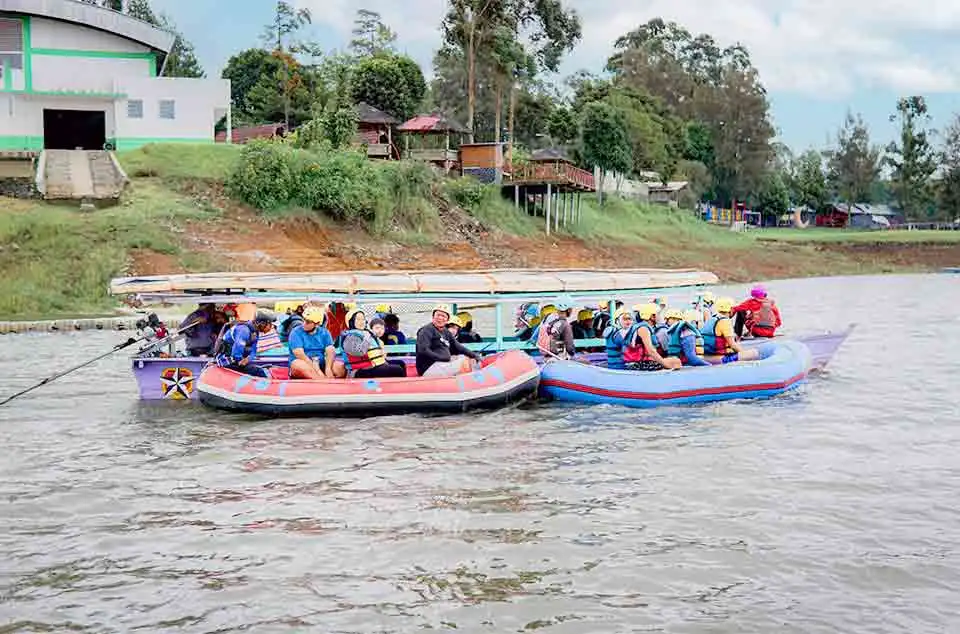 ide kegiatan outing kantor yang seru dan berkesan