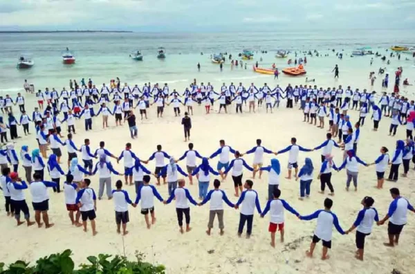 meningkatkan motivasi kerja melalui outing