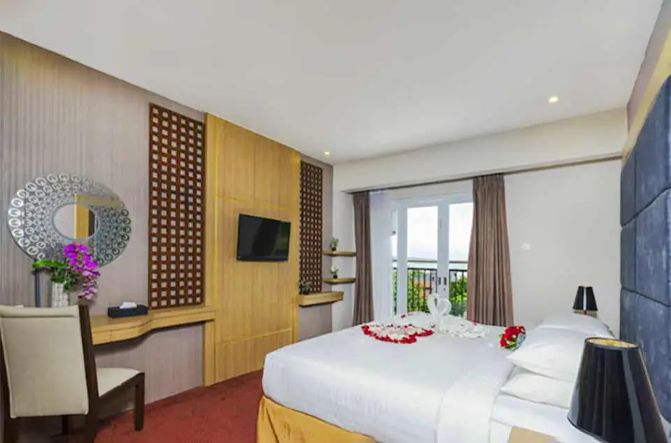 rekomendasi hotel romantis di Pangandaran tepi pantai