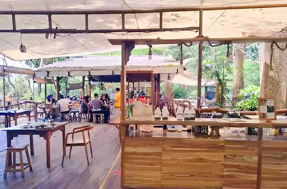 restoran dan tempat makan enak di Situ Gunung