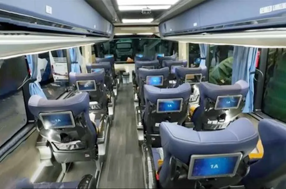 sewa bus Luxury Tangerang murah