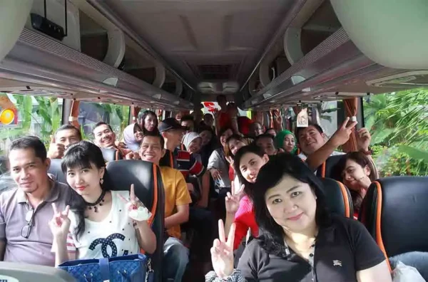 vendor outing kantor profesional